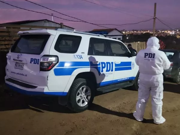 Doble parricidio en San Antonio: hombre mata a puñaladas a su padre y madre