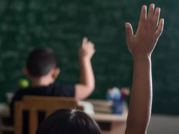 Bono por Deber Asistencia Escolar