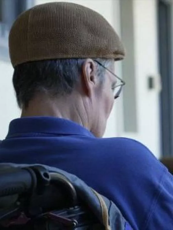 Sobreviven a una enfermedad pero quedan abandonados
