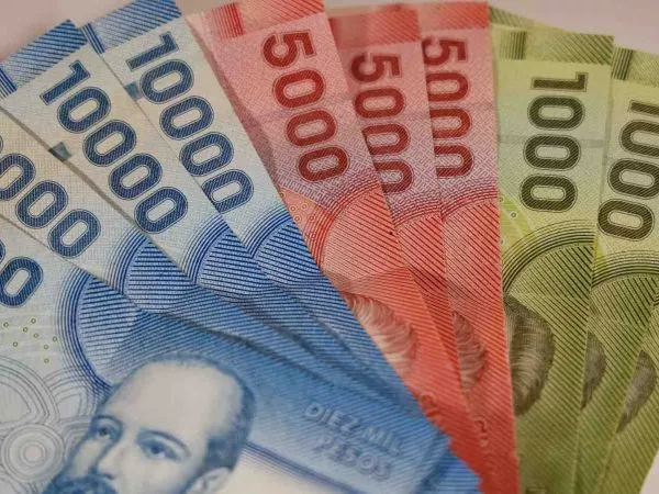 Billetes de distinta denominación