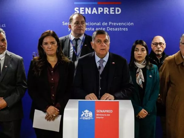 Claudio Alvarado y otros ministros