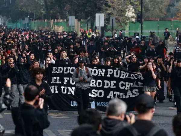 ACES convoca movilización para este lunes tras Cuenta Pública del Presidente Kast