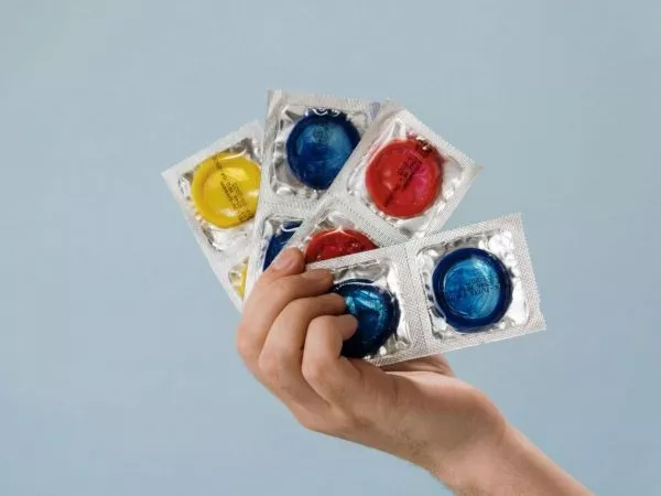Sernac emite alerta de seguridad por venta de 15 condones masculinos
