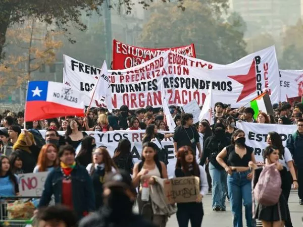 Confech y Colegio de Profesores alistan paro y movilización nacional para este miércoles