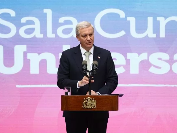 Gobierno presenta indicaciones a Sala Cuna Universal: 