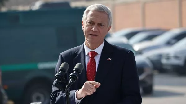 Presidente José Antonio Kast en un punto de prensa