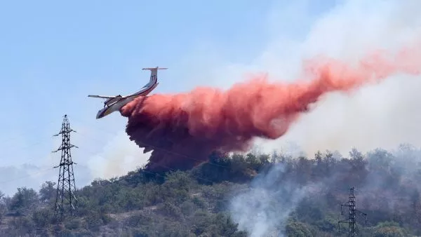 Incendio en Francia consume 1.900 hectáreas