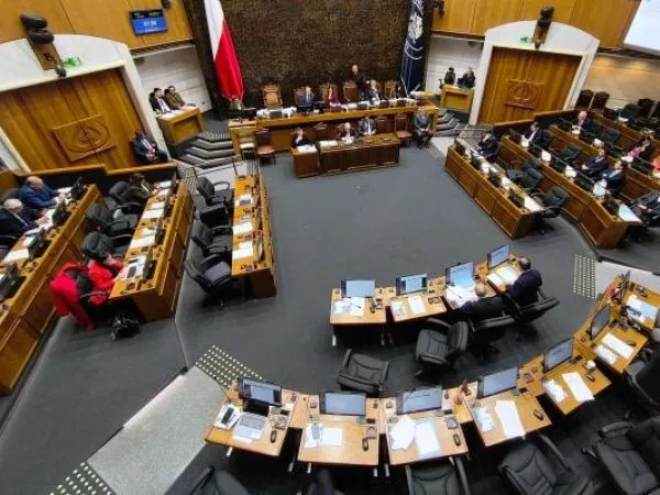 EN VIVO: Senado discute y luego vota la megarreforma del Gobierno