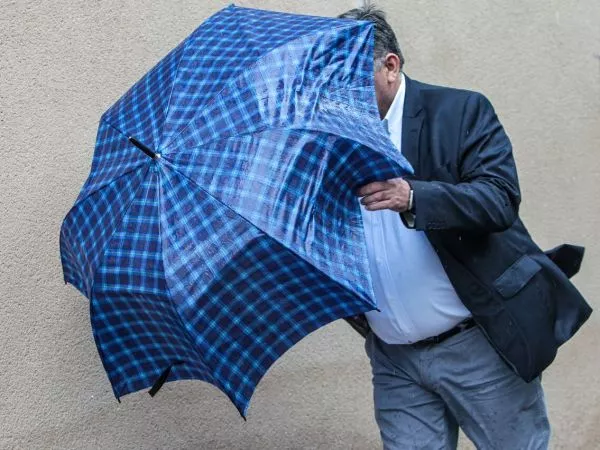 El nuevo sistema frontal que dejará lluvias y fuerte viento en el centro y sur