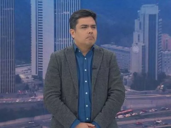 Analista y 6 meses de administración Kast