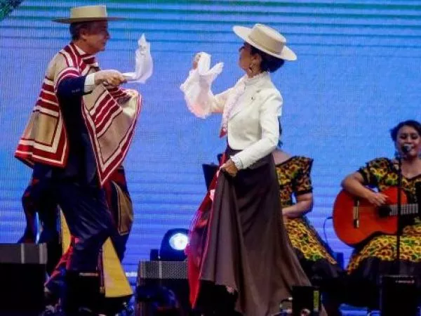 cueca kast