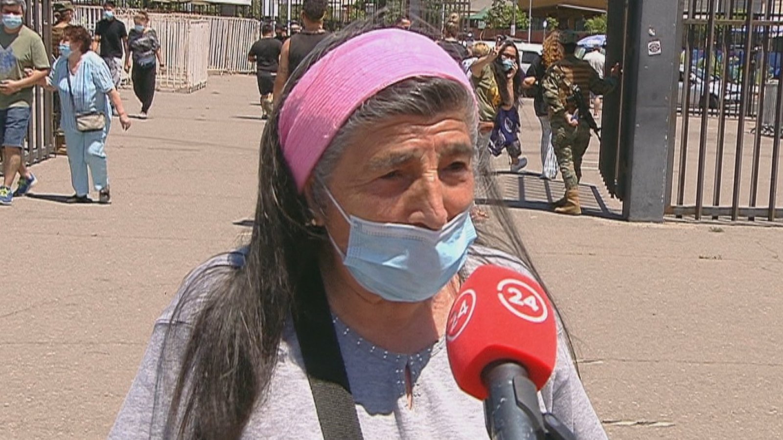 “Soy la insignia del Colo”: el llamativo caso de mujer que llegó al Estadio Monumental