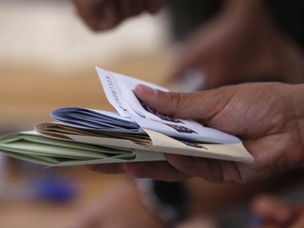 La sanción que arriesga hincha que fotografió voto por Gustavo Quinteros