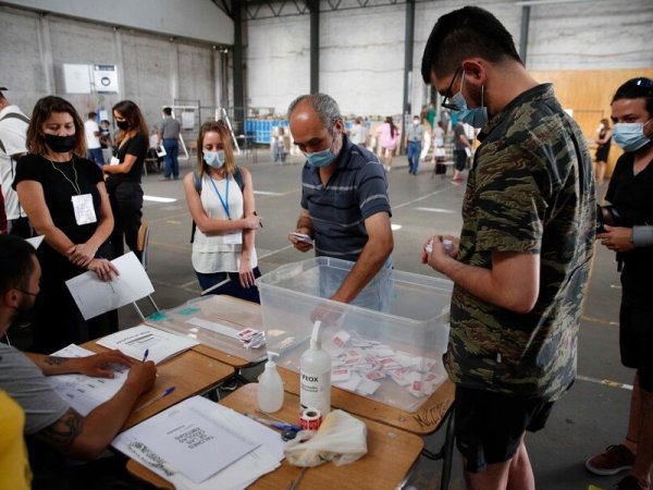 Segunda vuelta: se cierran las mesas y comienza el conteo de votos